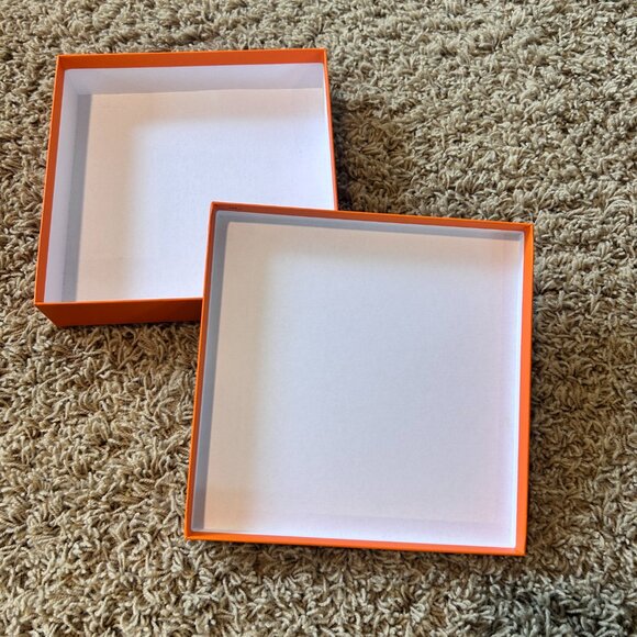 Hermes Authentic Empty Box Excellent Condition 7.75"X7.75"X1.75" - Picture 4 of 6
